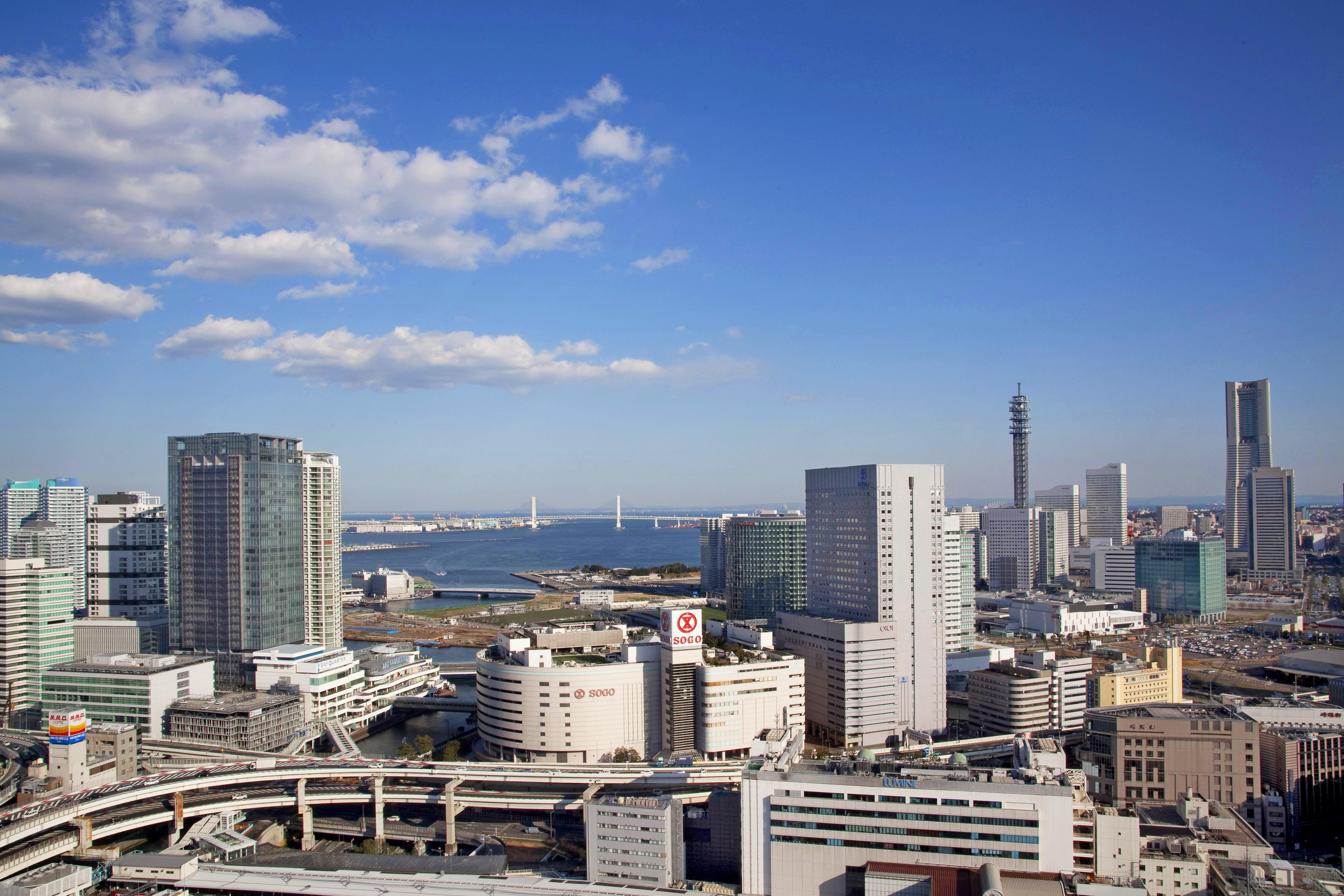 Yokohama Bay Sheraton Hotel And Towers Exterior photo