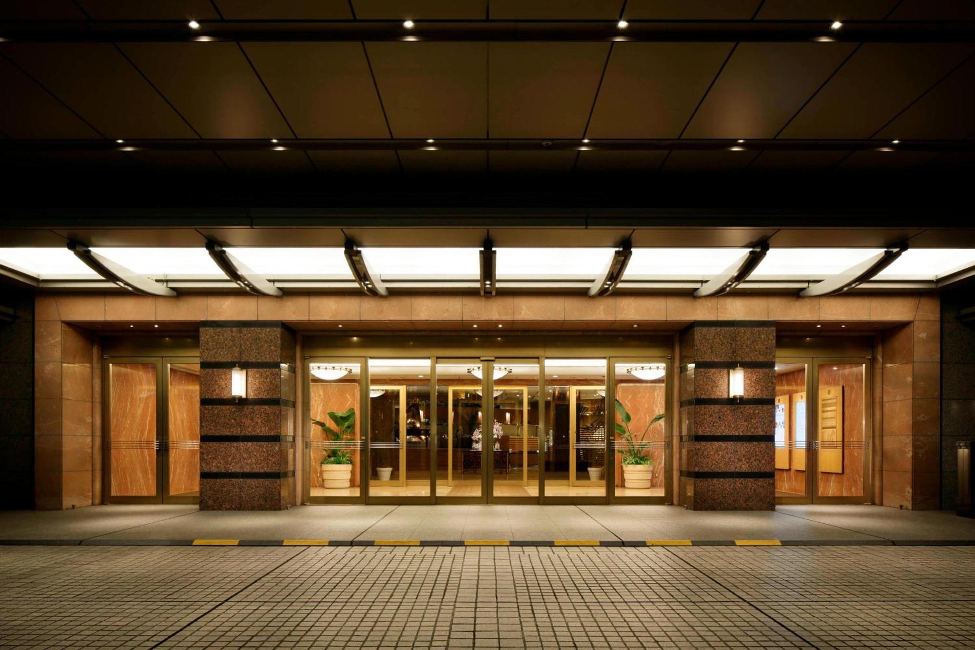 Yokohama Bay Sheraton Hotel And Towers Exterior photo